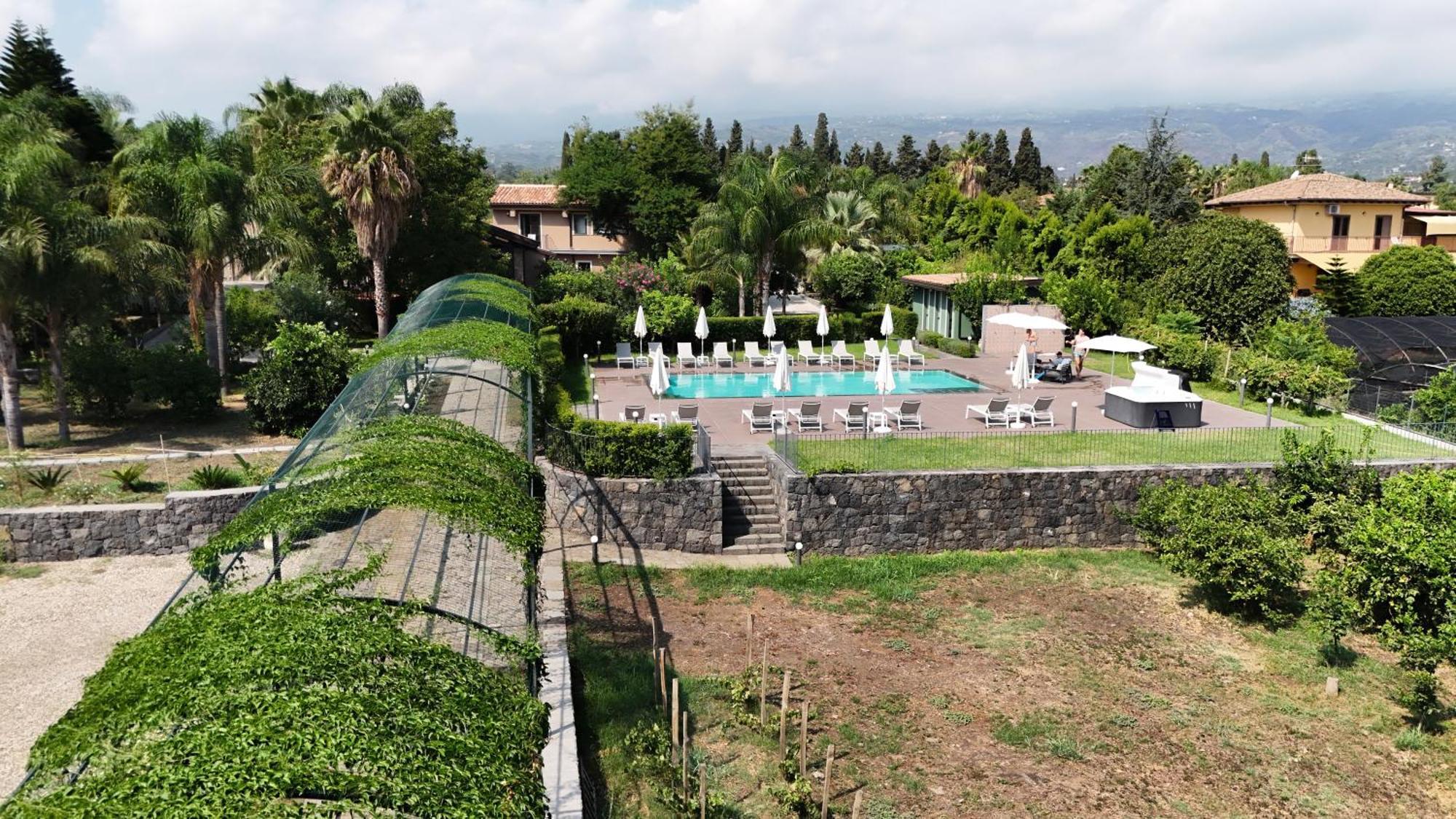 Virdamuri - Etna Country Resort Giarre Kültér fotó